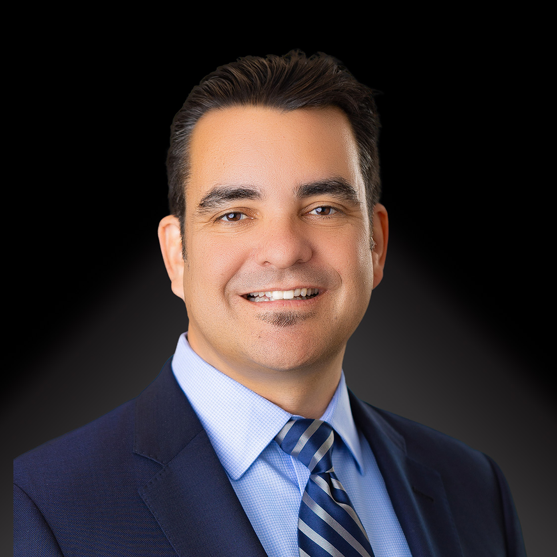 Chris Ariza, PhD biography picture