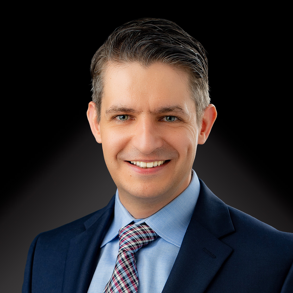 Mario Albuquerque, CFA biography picture