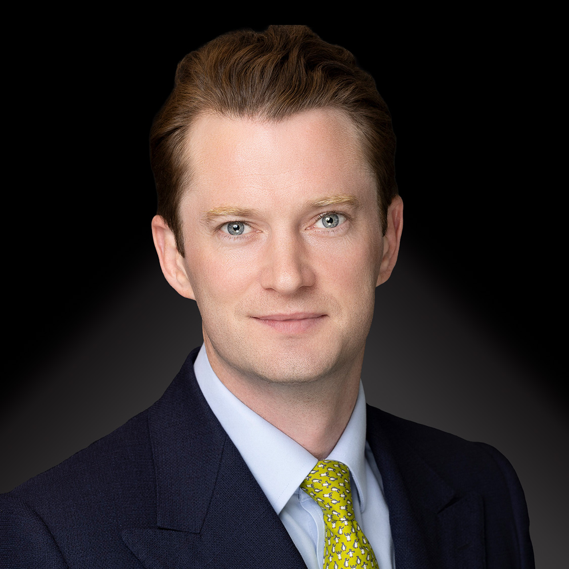 Oliver Knight biography picture